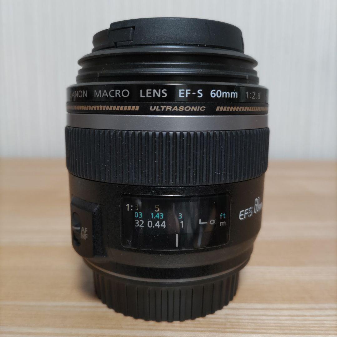 Canon EF-S 60mm f/2.8 MACRO USM マクロレンズ
