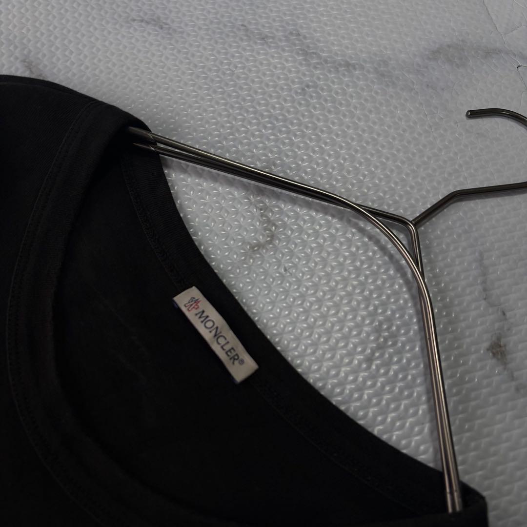 ✨大人気✨ MONCLER（モンクレール）黒 ロンT長袖カットソー胸ロゴXXL