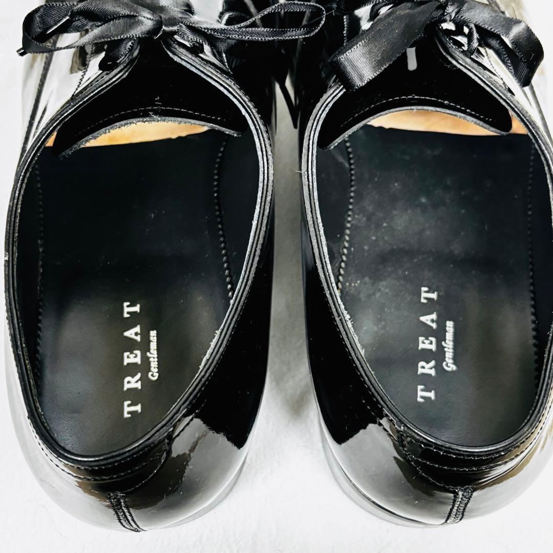 美品　THE TREAT DRESSING トリート エナメルシューズ サイズ8