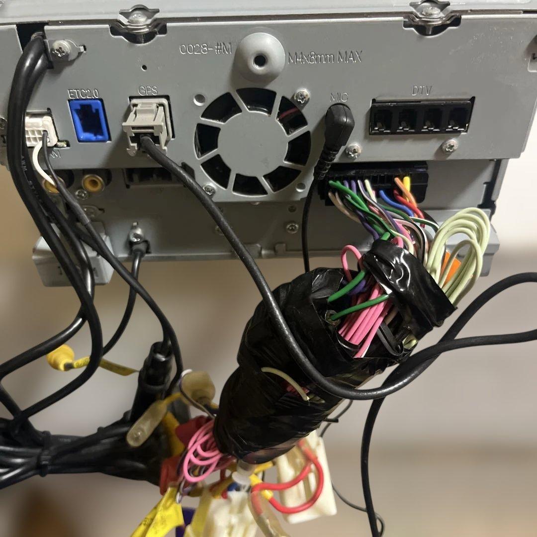 【ジャンク品】 KENWOOD カーナビ MDV-D707BTW