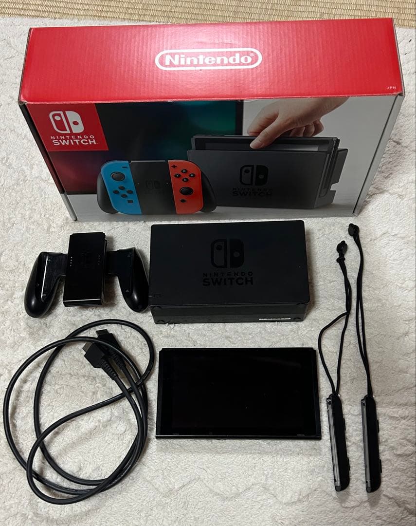 Nintendo Switch 本体 ブラック/レッド/ブルー