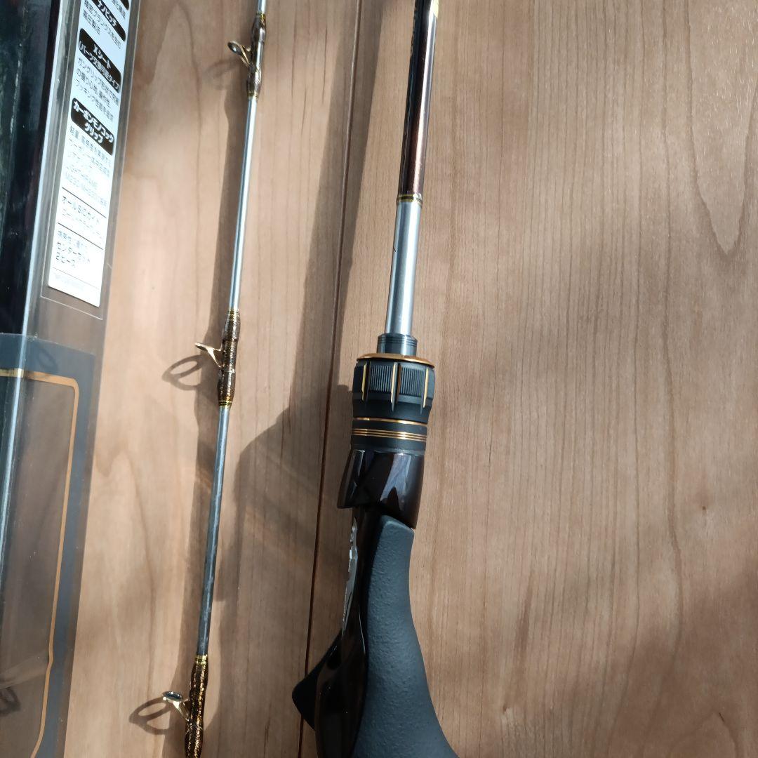 シマノ　20海攻ヒラメリミテッド　ライトヒラメ　M230 右　未使用品