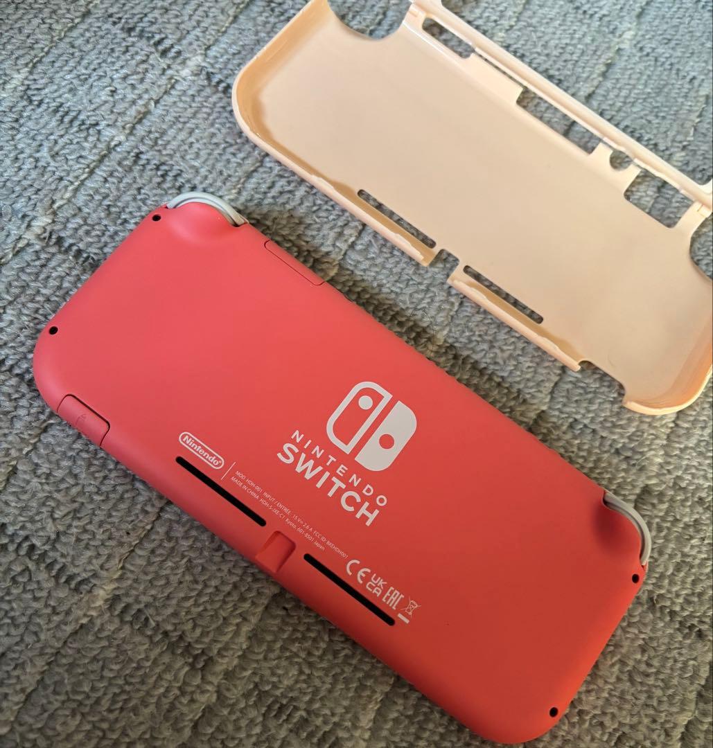 Nintendo Switchライト 本体