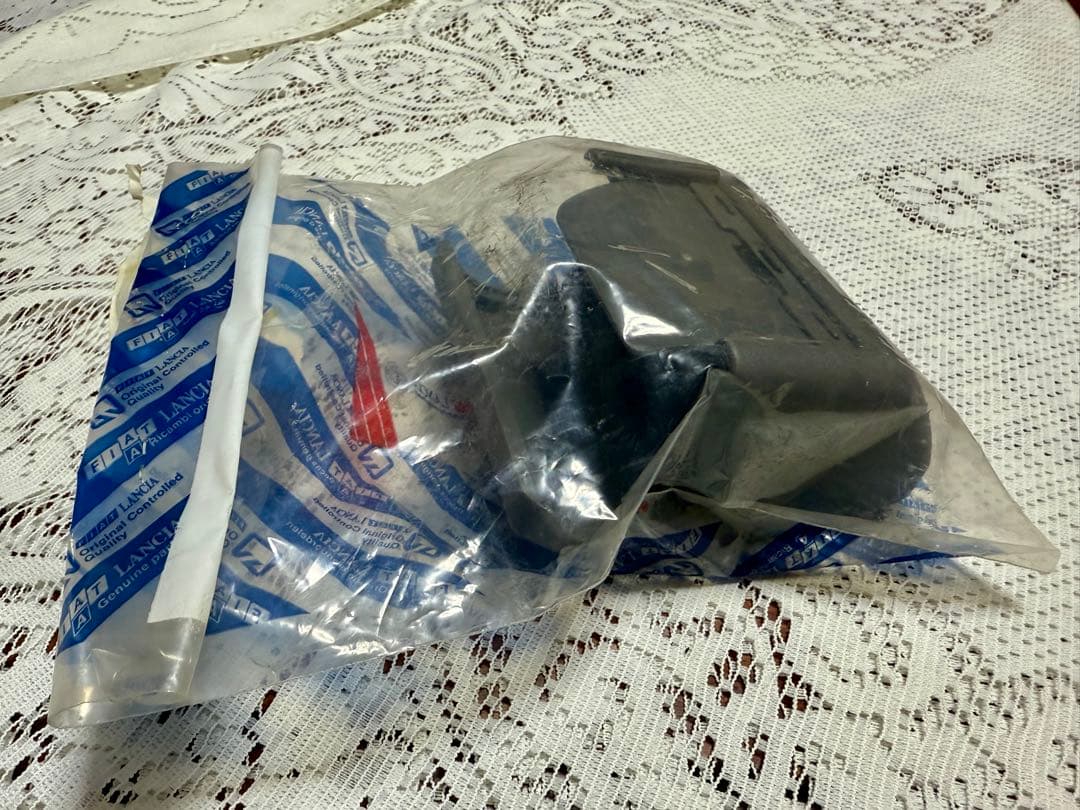 141 初代 Fiat Panda 181082360 灰皿 新品未使用品