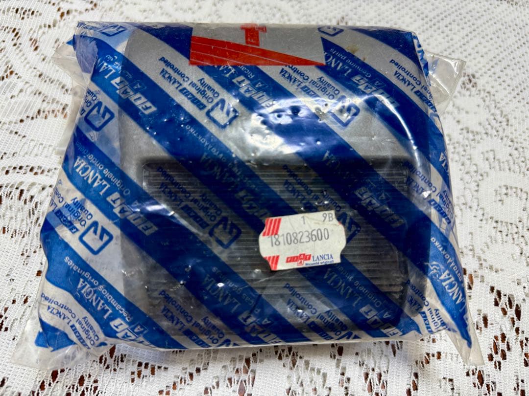 141 初代 Fiat Panda 181082360 灰皿 新品未使用品