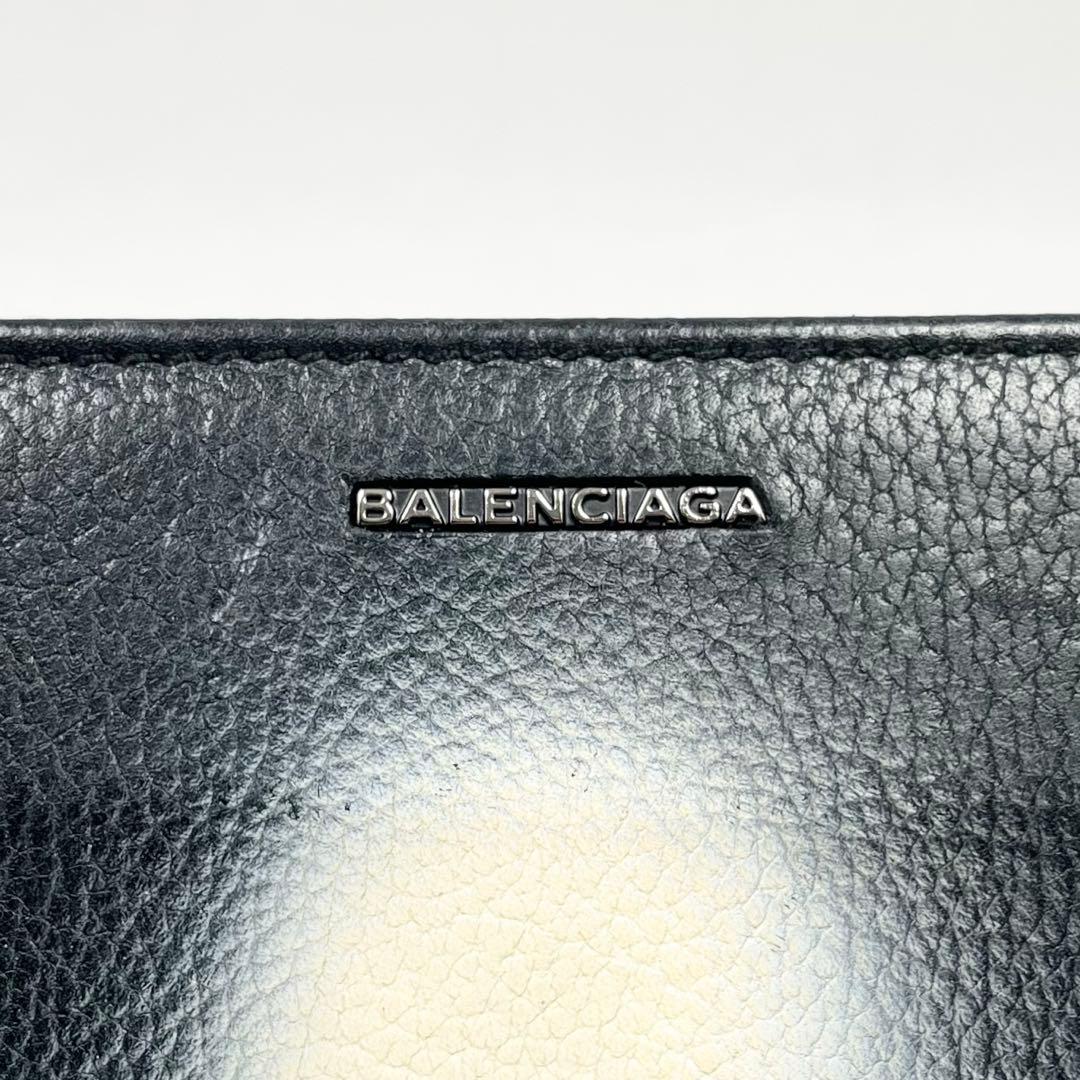 【希少】バレンシアガ　折り財布　スプレーペイントデザイン　黒　白　レア