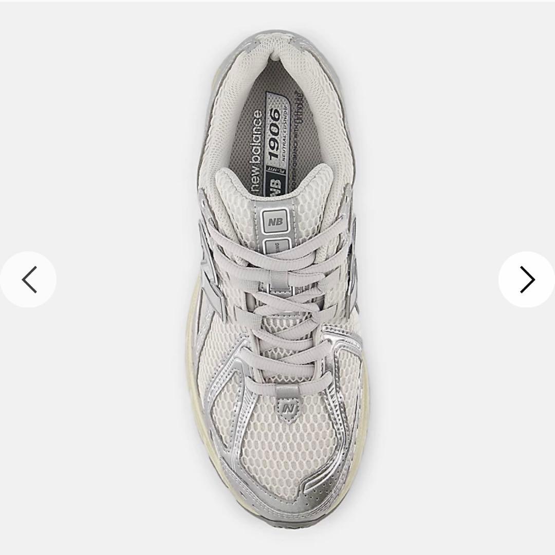 ニューバランス　新品　U1906RGC シルバー　23.5cm