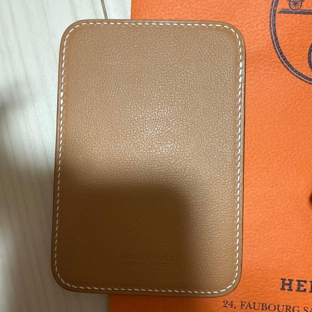 さ*ら様 新作！早い者勝ち！HERMES iPhone MagSafe カードホ