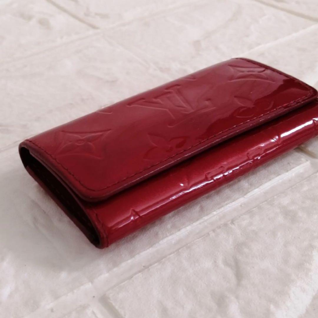 きゅうり　LOUIS VUITTON ヴェルニ　4連キーケース　レッド