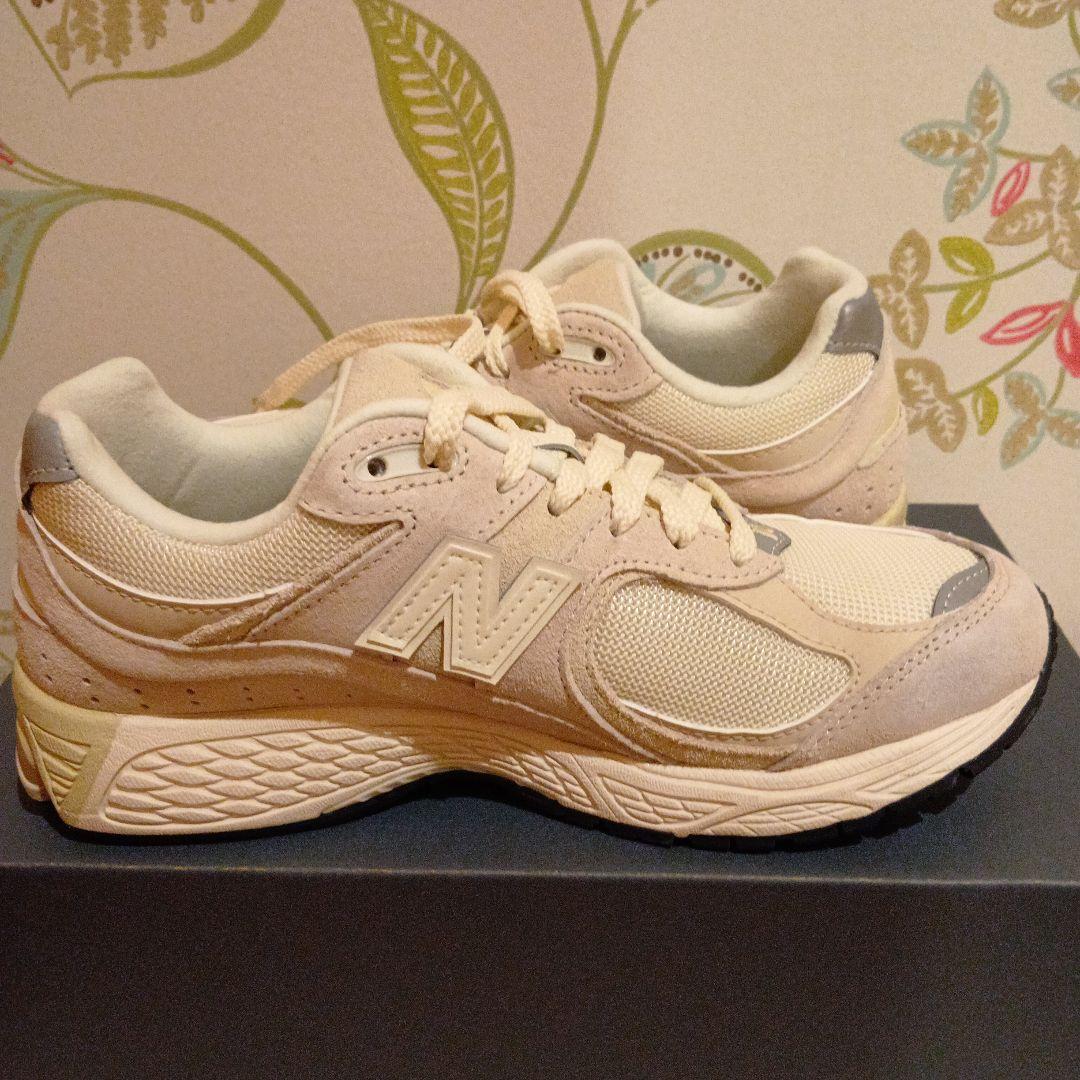 New Balance M2002RCC ベージュ 25.0cm