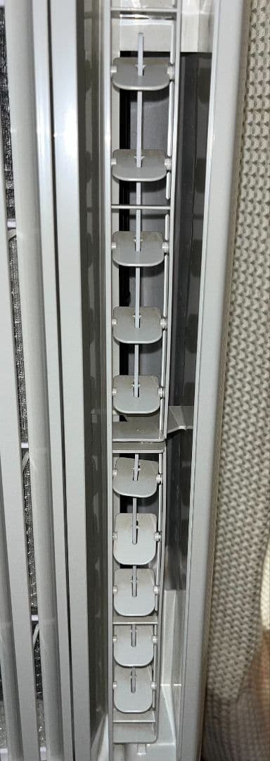 コロナルームエアコン窓エアコンウィンド型冷房専用低振動設計取付枠付き　20年製