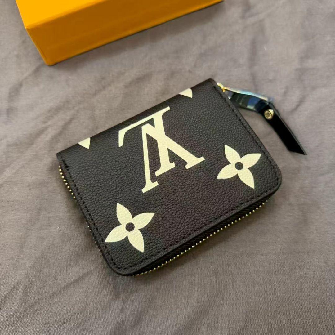 【付属品完備極美品】 財布 小銭入れ