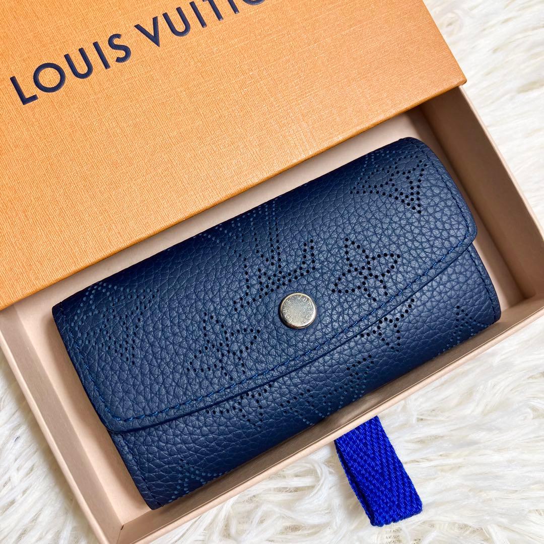 【極美品】 ルイヴィトン＊ マヒナ4連キーケース モノグラム ICチップ