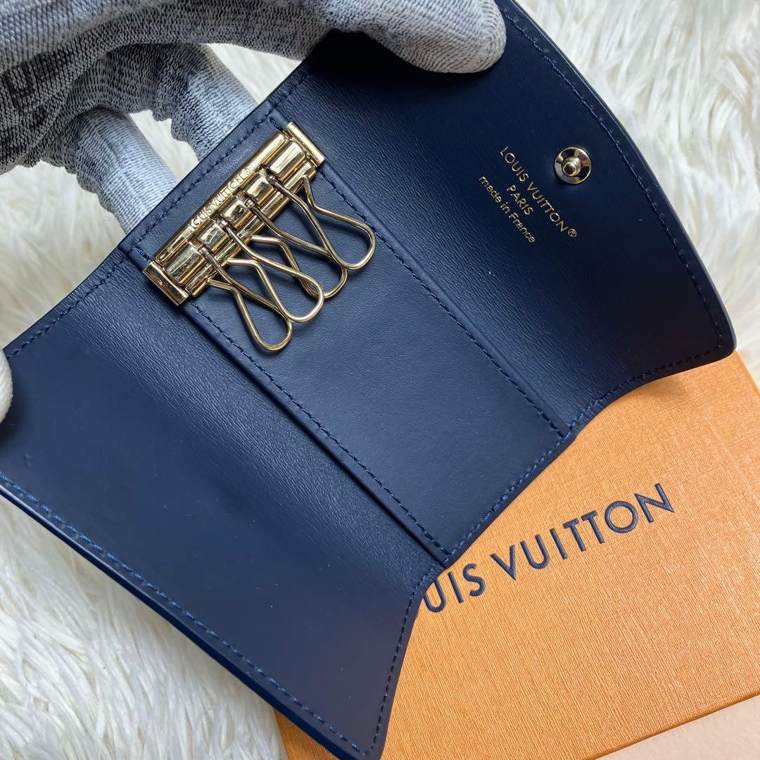 【極美品】 ルイヴィトン＊ マヒナ4連キーケース モノグラム ICチップ