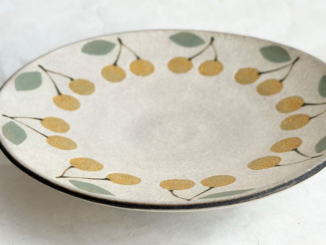 [美品・未使用品]金井啓さん 三ツ持啓さん 黄色のサクランボプレート