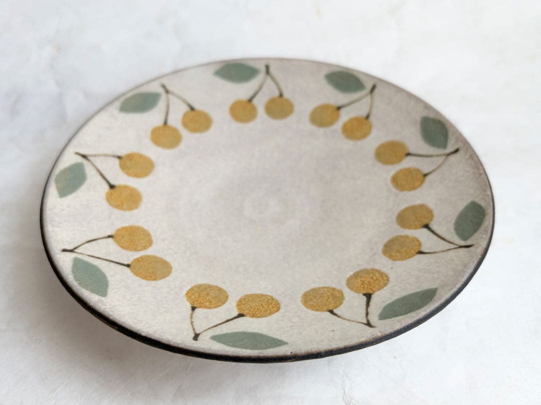 [美品・未使用品]金井啓さん 三ツ持啓さん 黄色のサクランボプレート