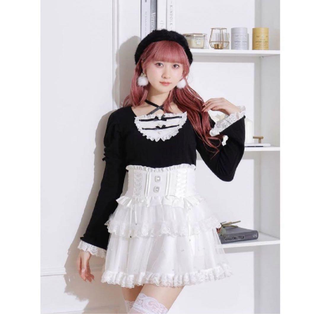 NOEMIE ノエミー フレアスリーブバックレースアップカットソー