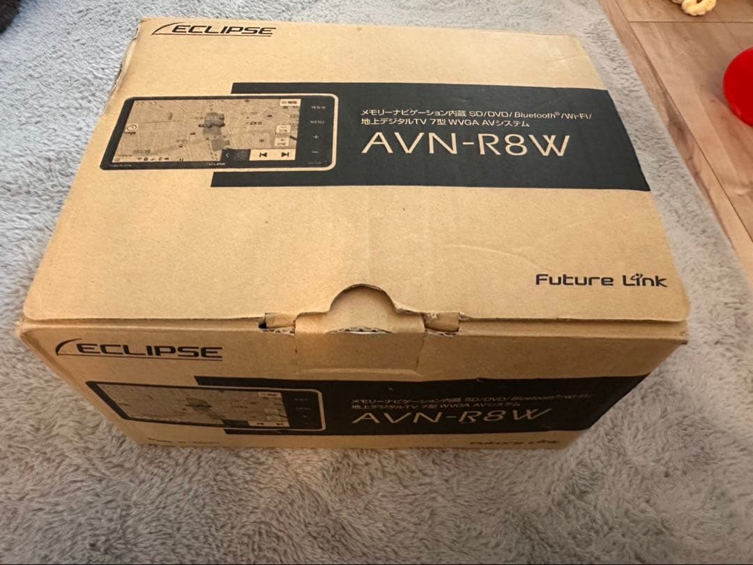 ECLIPSE カーナビ　AVN-R8W