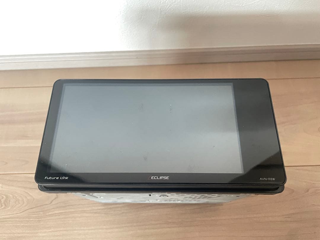 ECLIPSE カーナビ　AVN-R8W