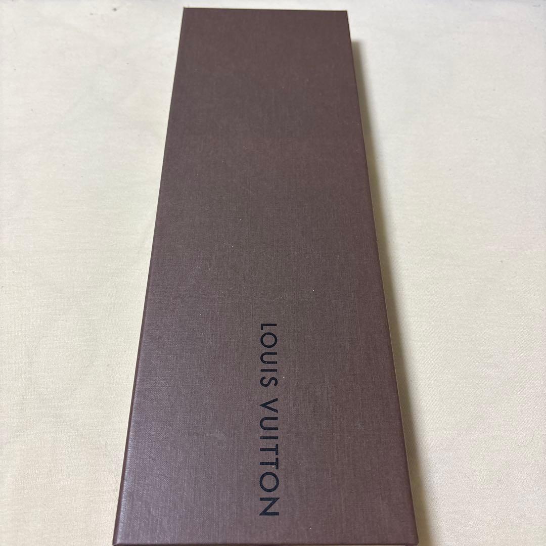 ＬＯＵＩＳ　ＶＵＩＴＴＯＮ　ネクタイ