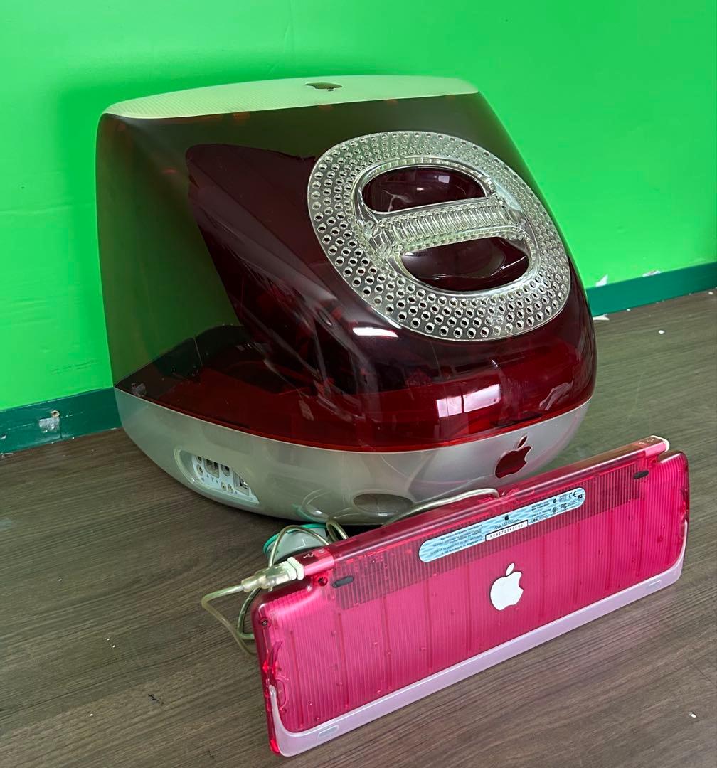 レアな商品The iMac G3 (Slot Loading)