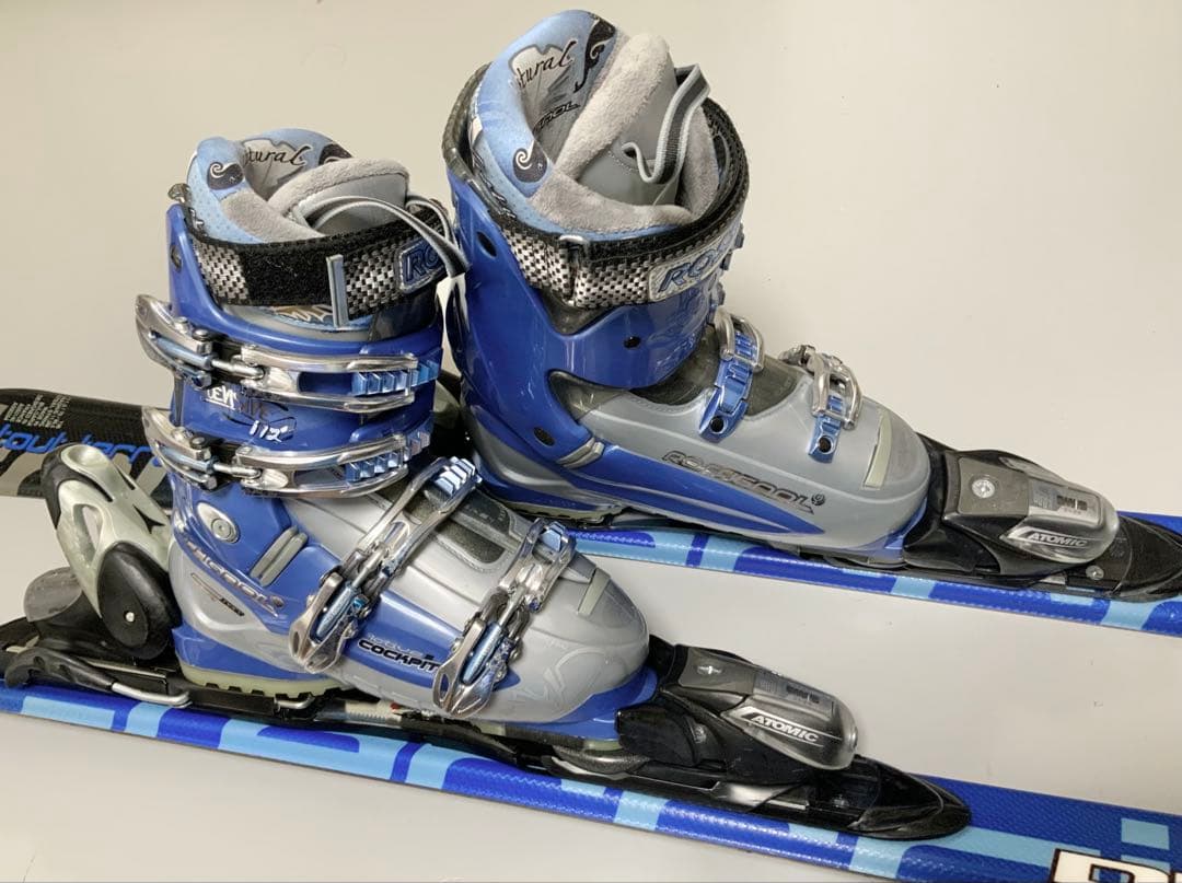 DYNAMIC スキー4点セット 板138cm／靴23-23.5cm