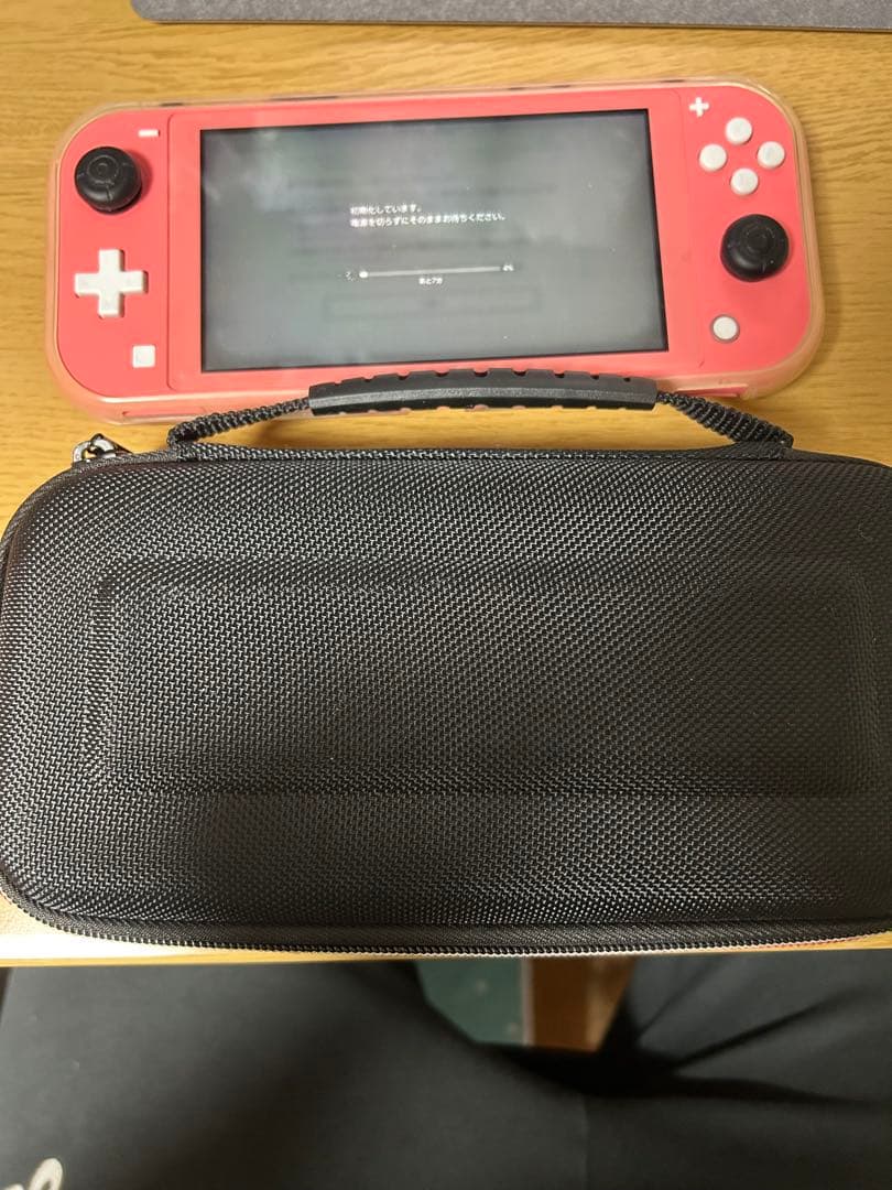 Nintendo Switch Lite ピンク 本体 ハードケース付き