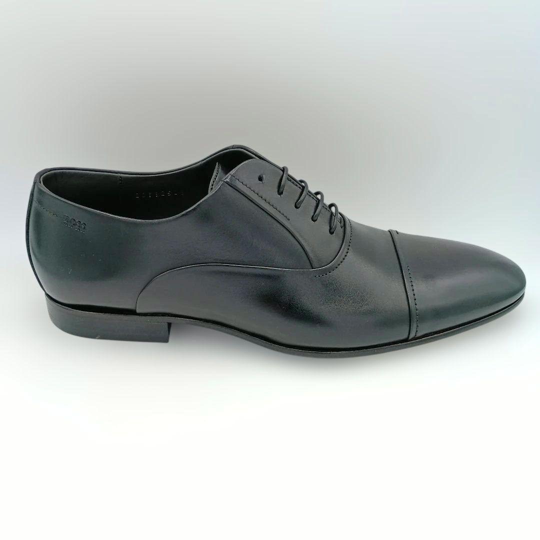 未使用級【ヒューゴボス】ストレートチップ 内羽根 黒 ビジネスシューズ