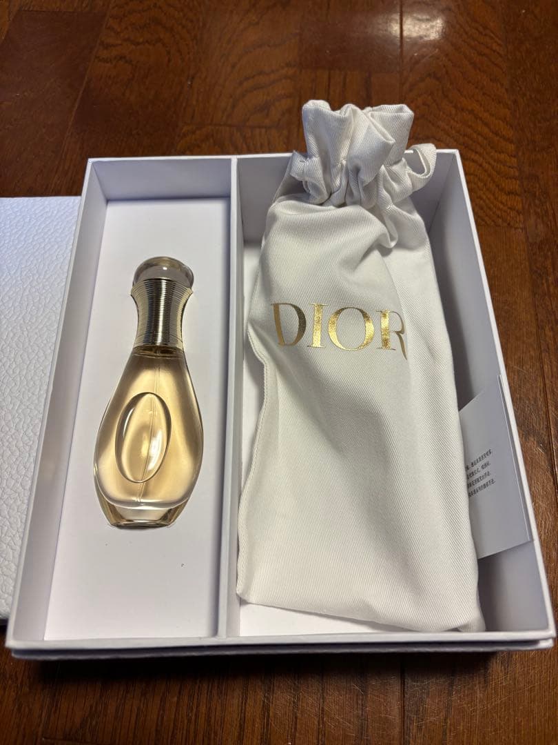 ディオール　バースデーギフト　ジャドールオードゥパルファン　ヘアミスト、ブラシ
