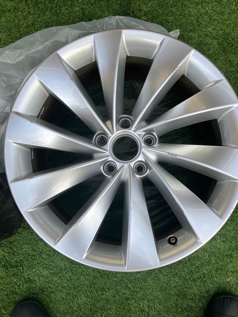 フォルクスワーゲン　シロッコ　純正ホイール　18インチ