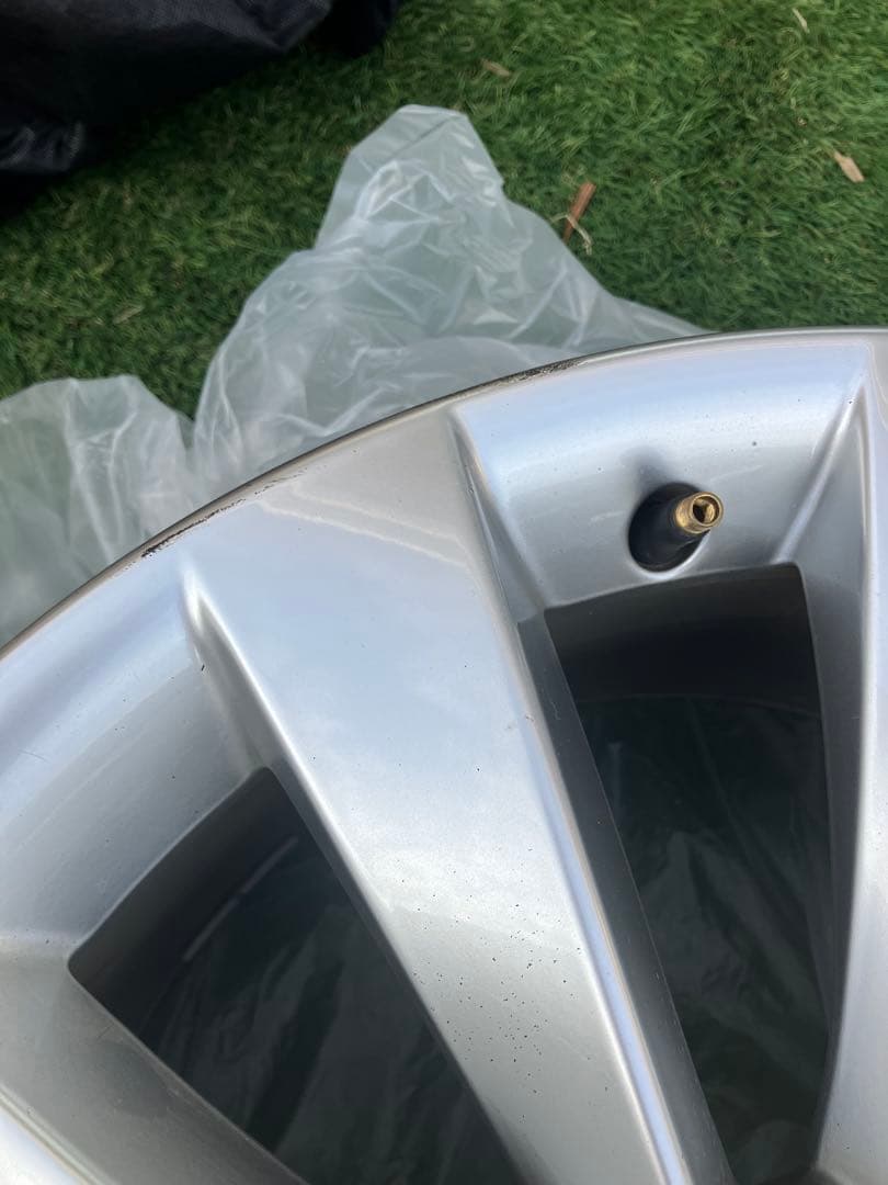 フォルクスワーゲン　シロッコ　純正ホイール　18インチ