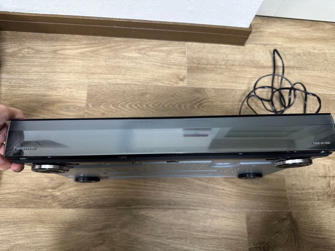 パナソニックのブルーレイディスク・レコーダーDMR-4X1000 2021年製