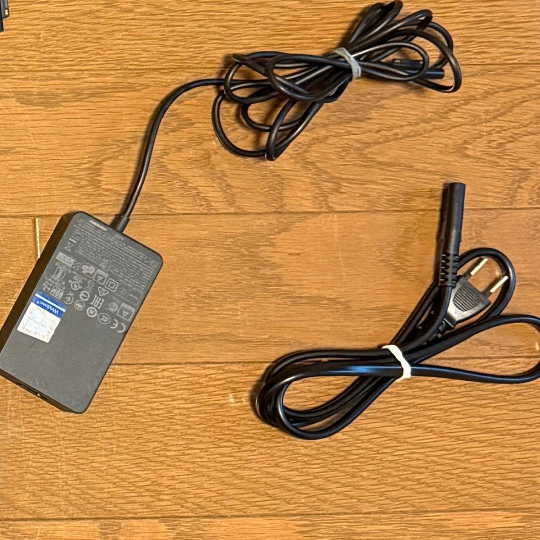 Surface Pro5 メモリ8GB256GB SSD