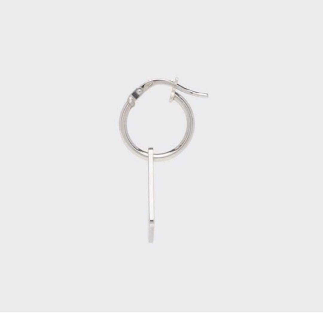 ぷ*ぷ様 PRADA ピアス