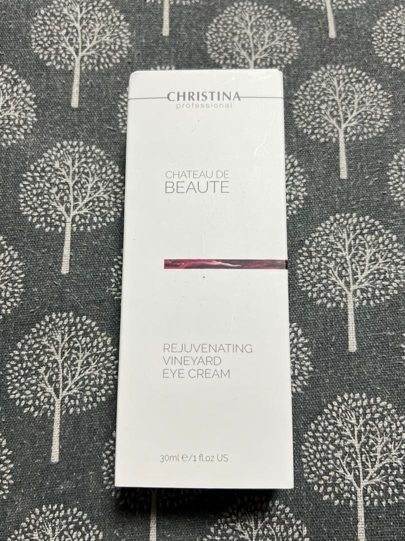 クリスティーナ　リジュビネイティングビンヤードアイクリーム