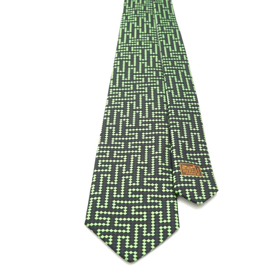 ✨新品未使用品✨　HERMES ネクタイ　ファソネット　H柄　ドット柄　グリーン