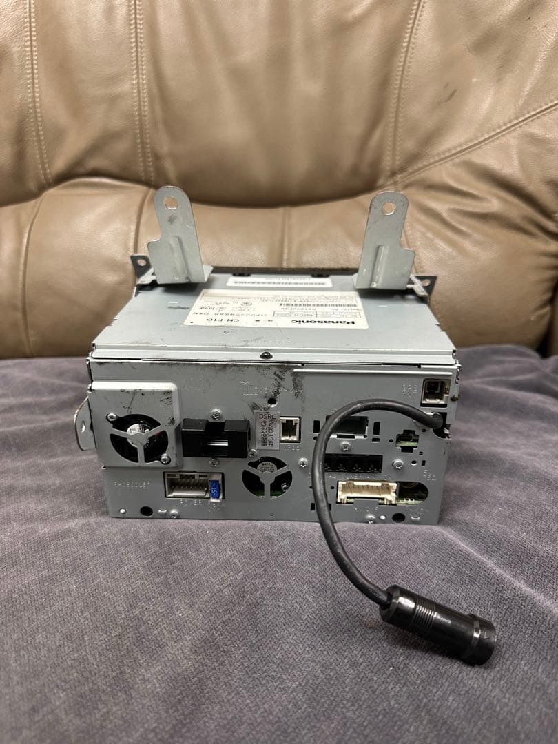 パナソニック　ストラーダ　CN-F1D フローティングナビ　カーナビ　DVD