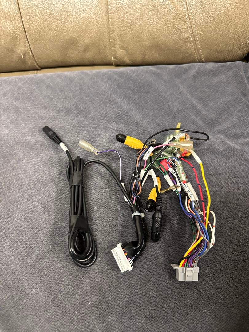 パナソニック　ストラーダ　CN-F1D フローティングナビ　カーナビ　DVD