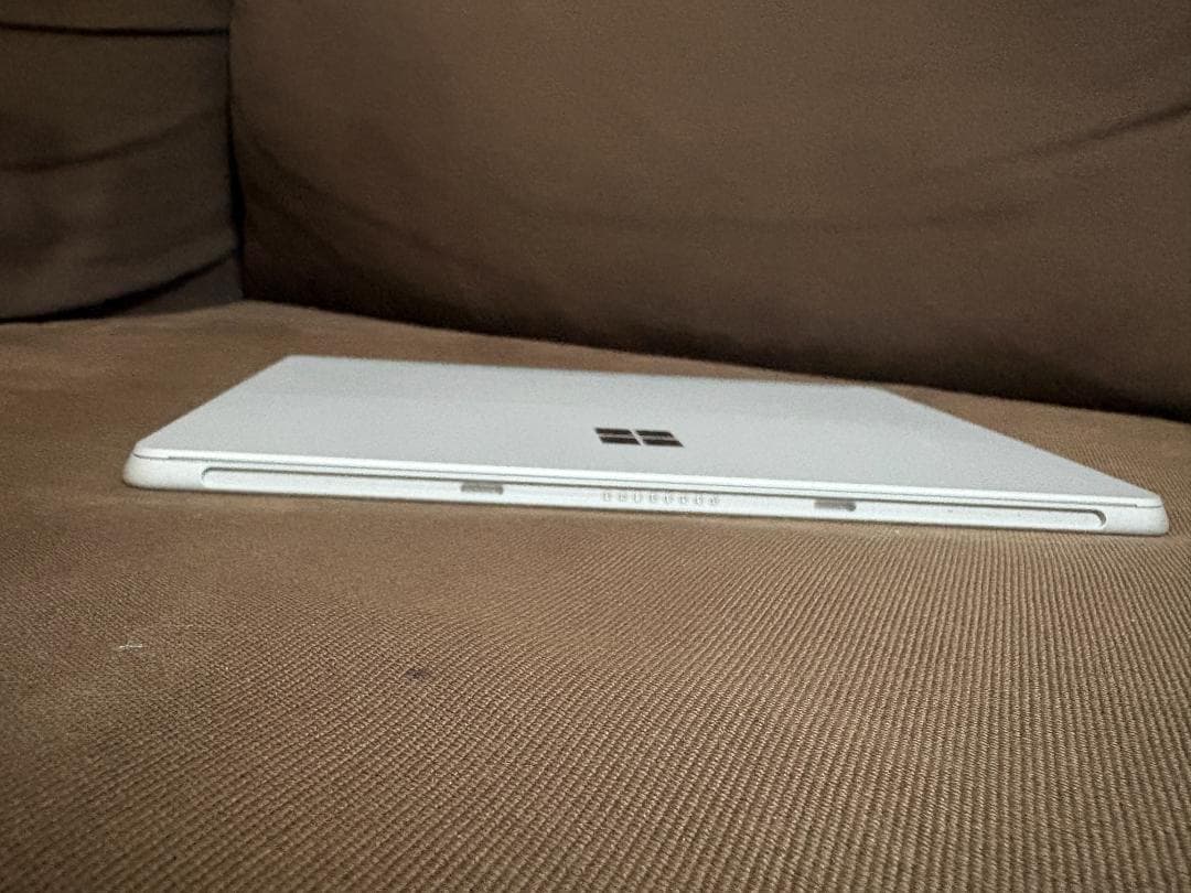 Y*i様 【美品】Surface Go 2 タイプカバー付き