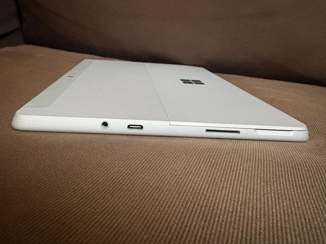 Y*i様 【美品】Surface Go 2 タイプカバー付き