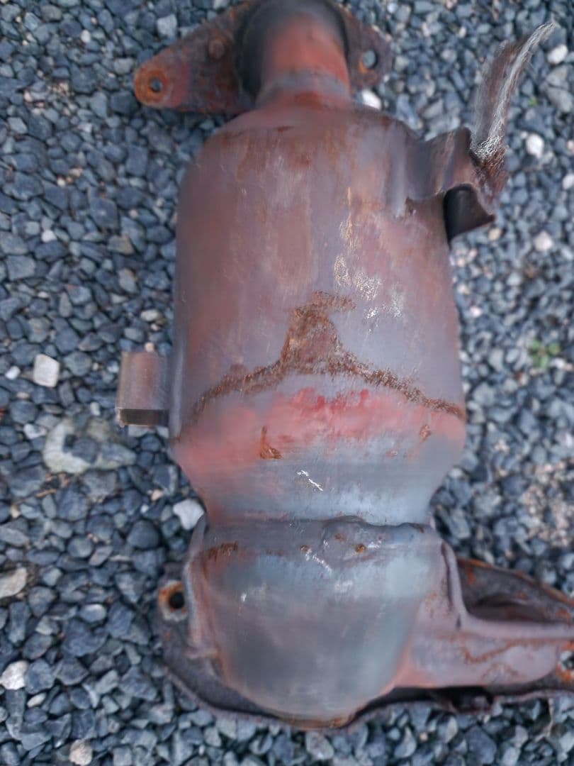 佑*護様 スズキ ワゴンR 触媒コンバーター