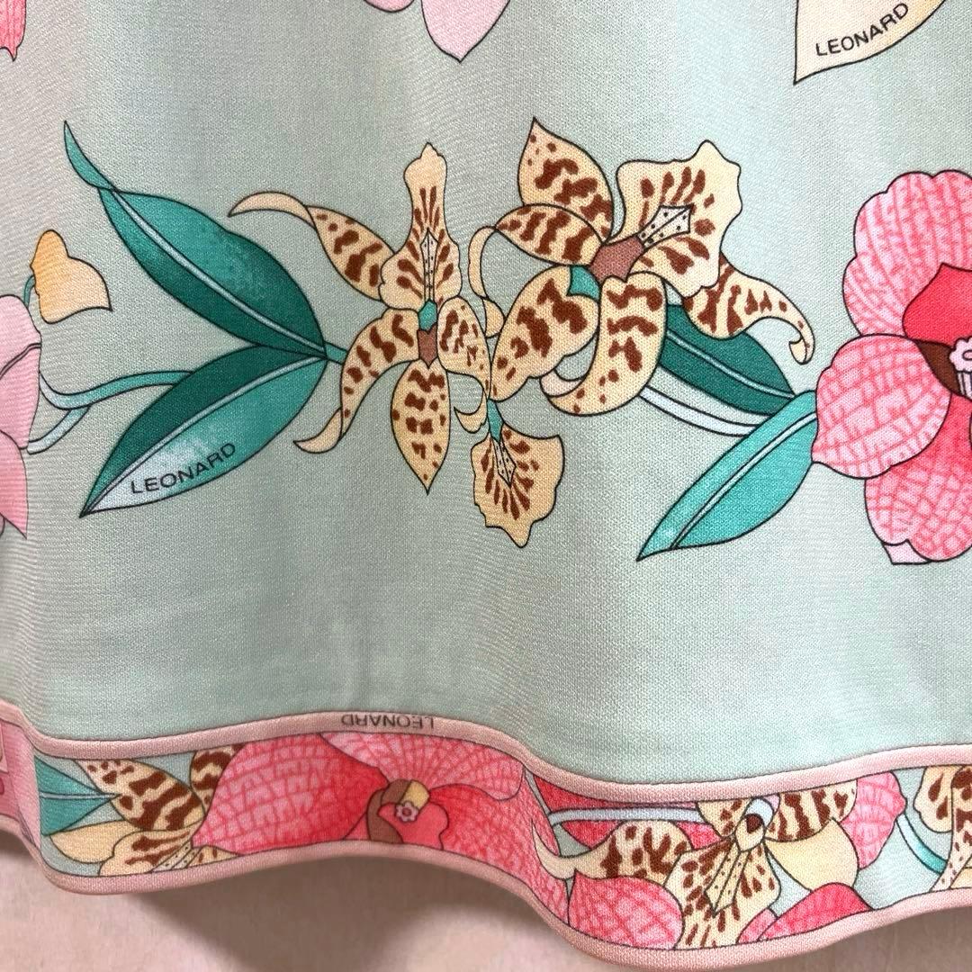 美品✨レオナール カンカン素材 チュニック フレア 多色 花柄 ゆったり L