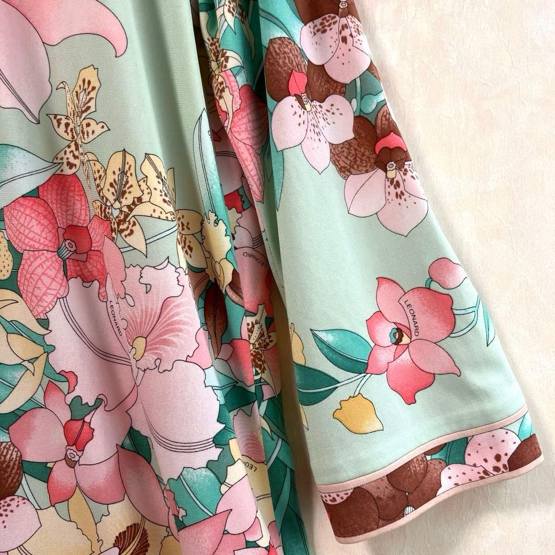 美品✨レオナール カンカン素材 チュニック フレア 多色 花柄 ゆったり L