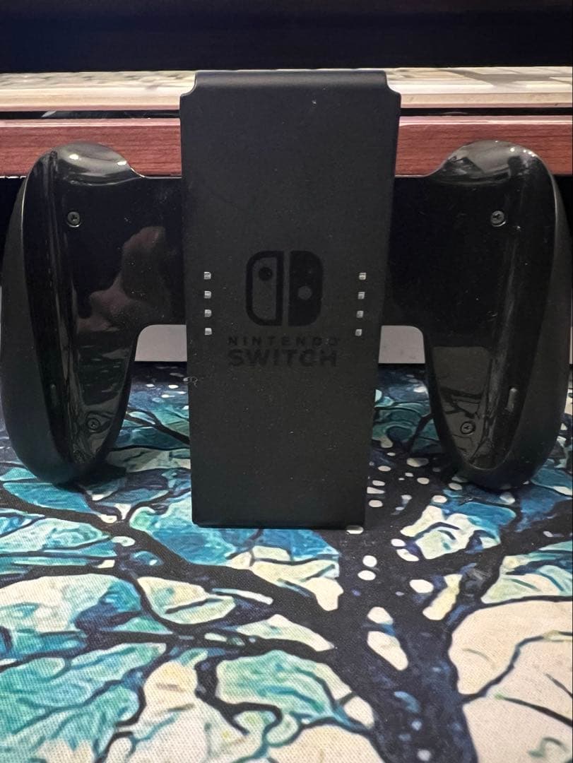 【64GBSD付き】Nintendo Switch【コントローラドック付き】