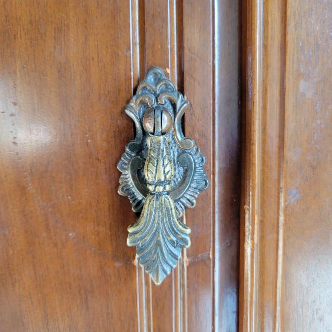 レトロ家具　美品　徳田家具　英国クラシック　木製キャビネット