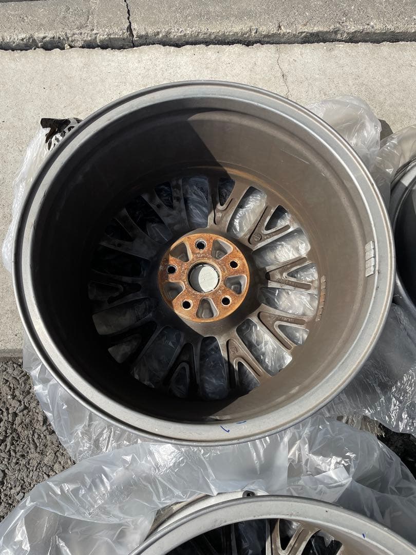 STI スポーツデザイン ブラックホイール 18インチ