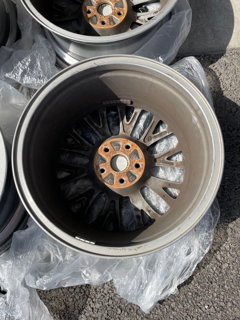 STI スポーツデザイン ブラックホイール 18インチ