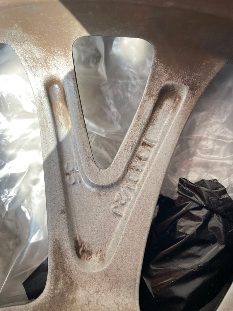 STI スポーツデザイン ブラックホイール 18インチ