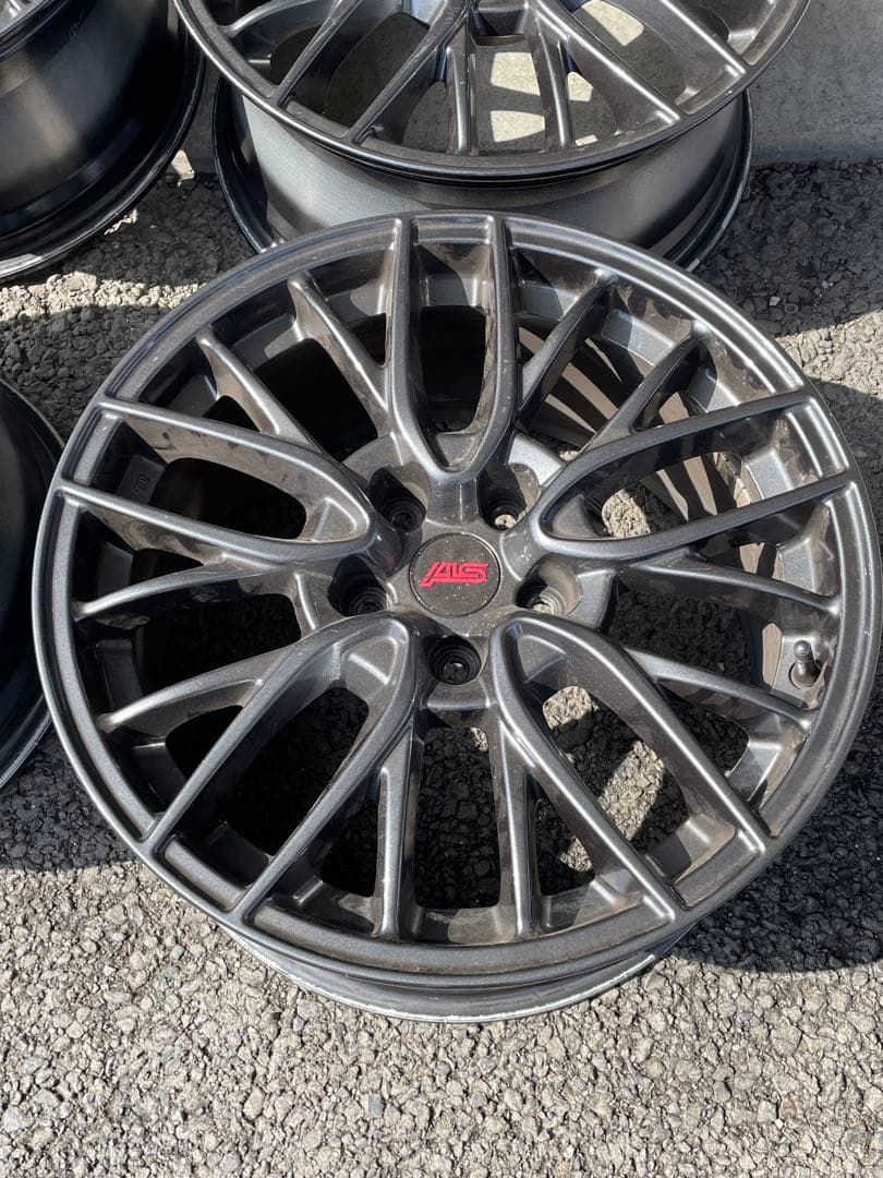 STI スポーツデザイン ブラックホイール 18インチ