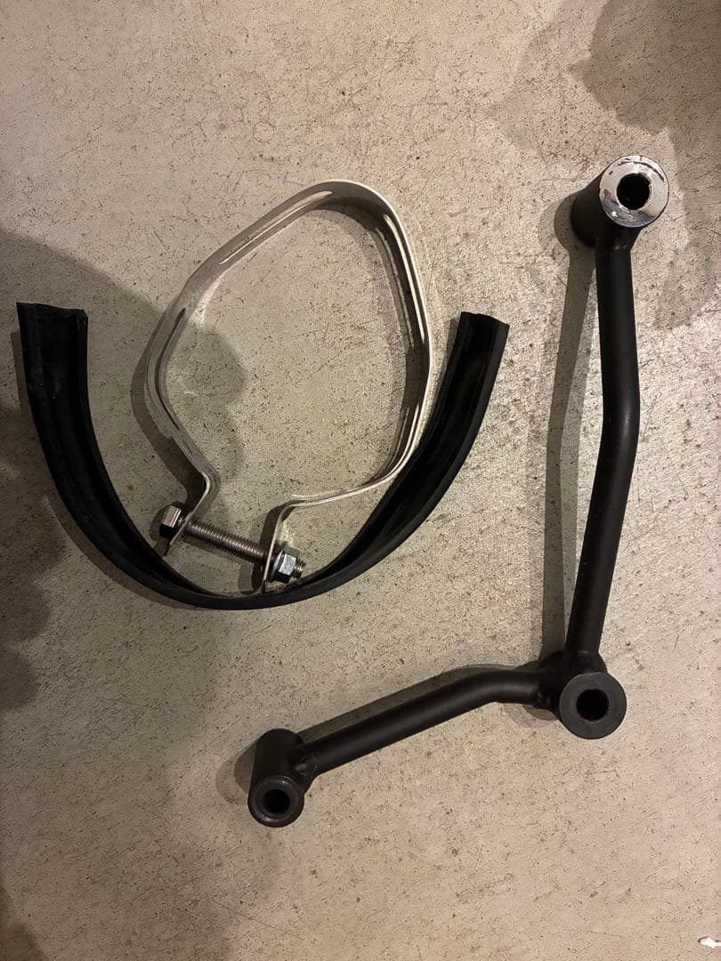 バリエンテ　PCX125・160共通マフラー